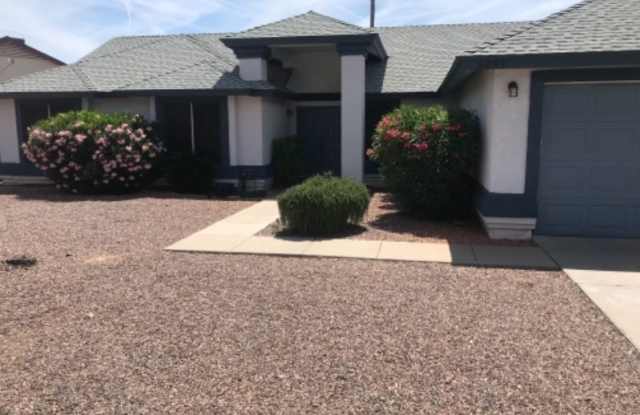 5655 N 78th Ave - 5655 North 78th Avenue, Glendale, AZ 85303