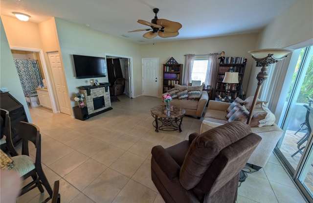 25526 HERITAGE LAKE Boulevard Gallery 4