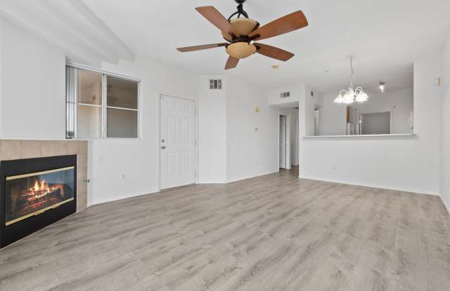 GORGEOUS Condo in Guard Gated Community! Close to Harry Reid Airport! photos photos