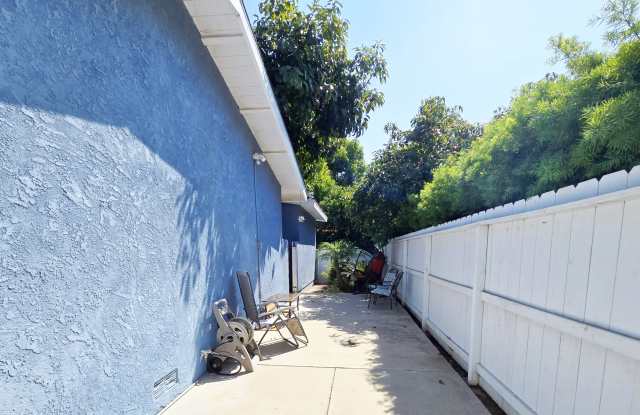 819 Hymettus Avenue Gallery 4