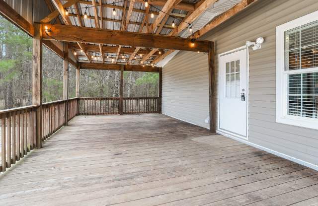 44480 Hood Road Gallery 2