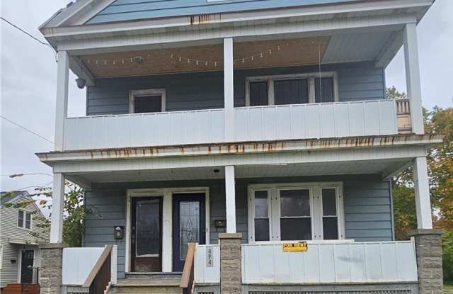 494 Coventry Avenue Gallery 1