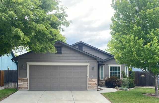 Beautiful 3 bedroom 2 bath home with a great location. photos photos