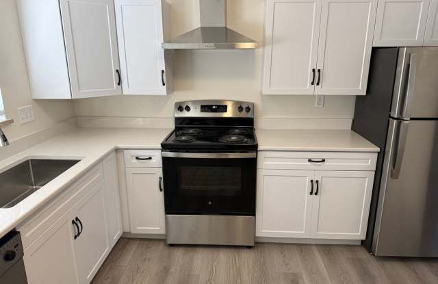 Newly Remodeled 2BR Duplex | Off Street Parking + W/D | Move-In Special photos photos