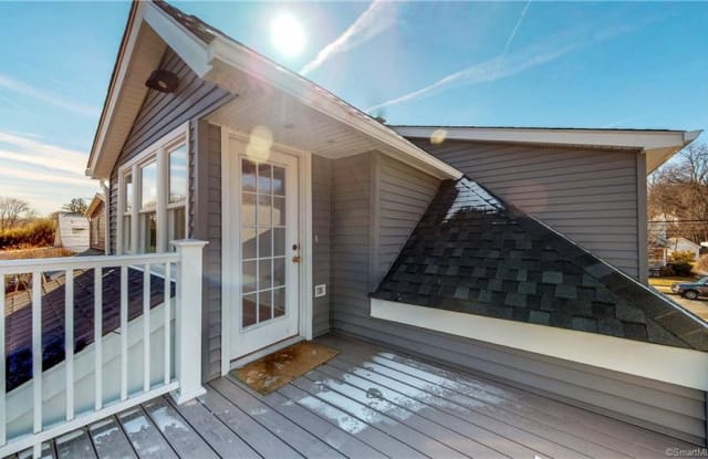 61 Sterling Place - 61 Sterling Place, Stamford, CT 06907