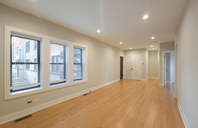 4837 North Wolcott Ave. Apt. Gallery 4