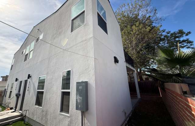 Updated 3 Bed / 2 Bath on Ewing! (Lease out, pending signatures. Check back in a few days!) Gallery 1