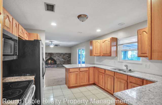 3917 Tara Hall Dr - 3917 Tara Hall Drive, Jacksonville, FL 32277