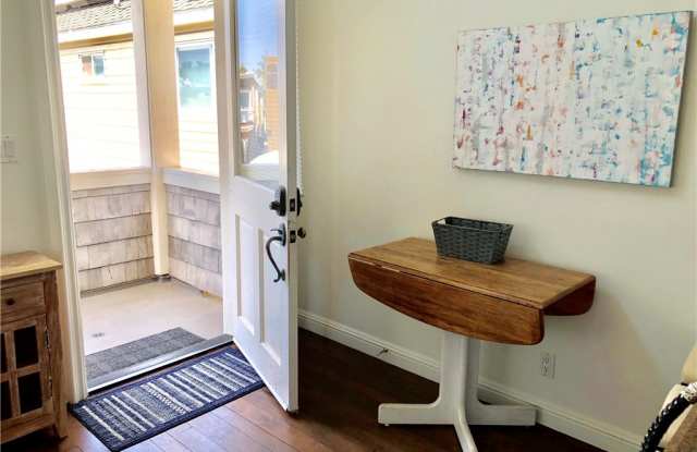 302 35th Street Gallery 3