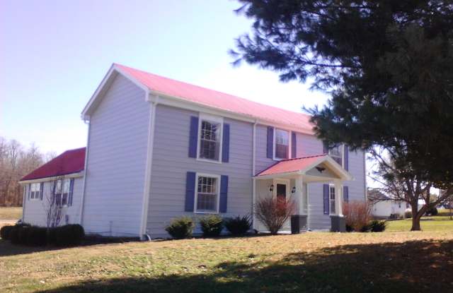 205 N. Cedar photos photos