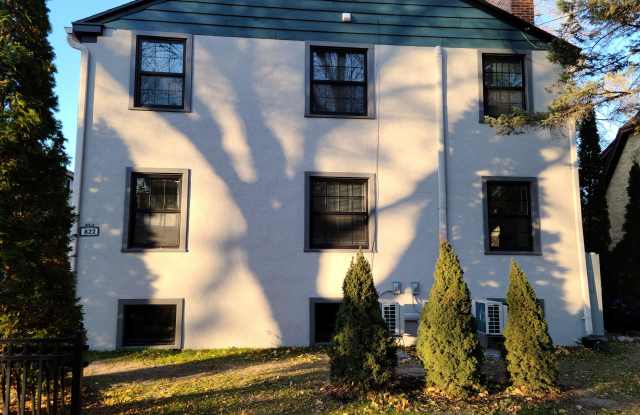 822 Lakeside photos photos