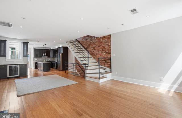 2128 1ST Street NW Gallery 3