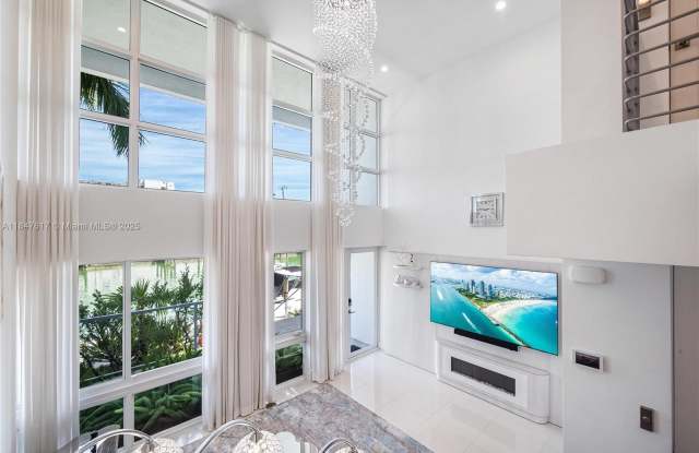 31 N Shore Dr photos photos