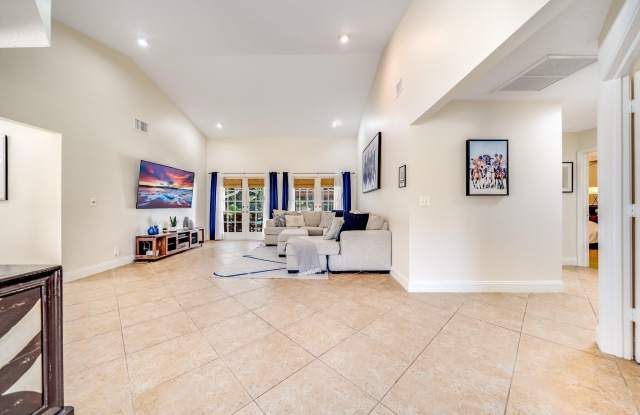 13659 Ishnala Circle Gallery 3