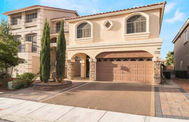 Luxurious Living: Elegant 4-Bed Retreat! photos photos