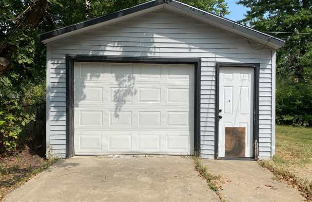 4580 S Juniper Gallery 3