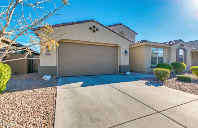 3661 E NARROWLEAF Drive Gallery 2