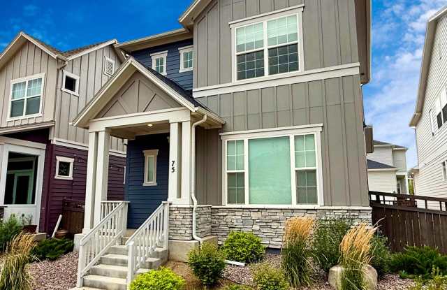 Modern Single-Family Home in Desirable Gold Hill Mesa — Built in 2021 photos photos
