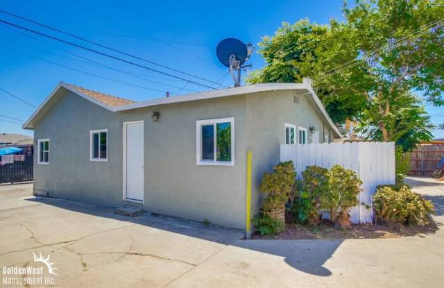 3133 Chamoune Avenue photos photos