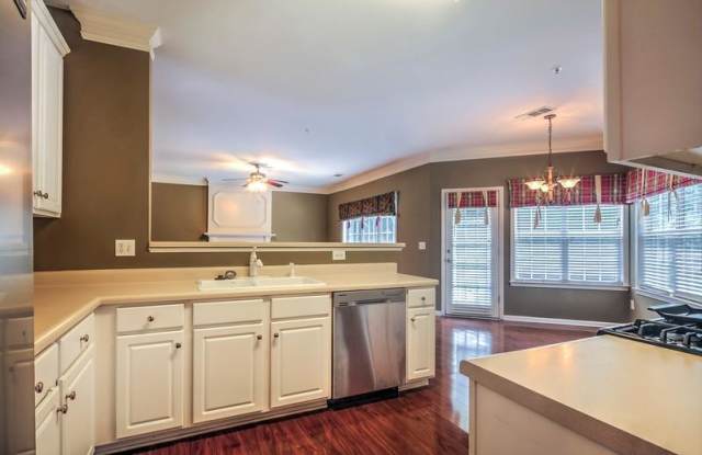 4019 Rhyne Circle SE Gallery 4