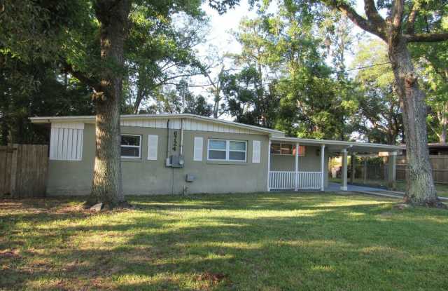 6724 Cherbourg Ave S Gallery 2