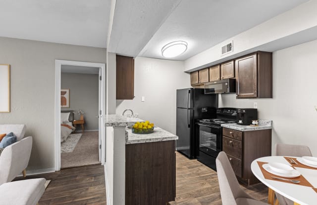 Silver Springs Apartments Gallery 3