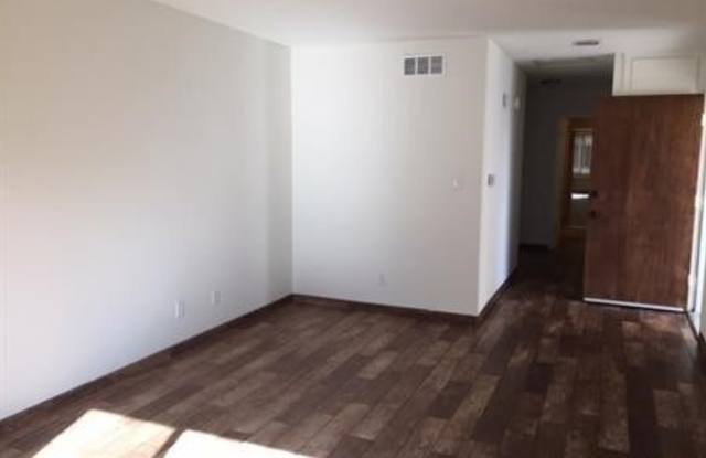 15871 S Myrtle Avenue Gallery 3