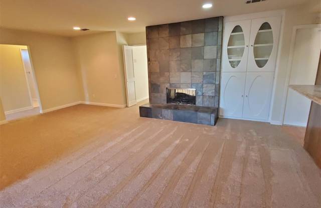 4823 Neblina Dr Gallery 3