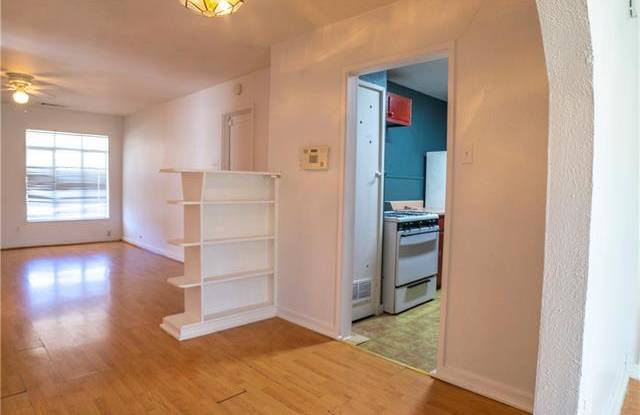 7506 Linwood Gallery 3
