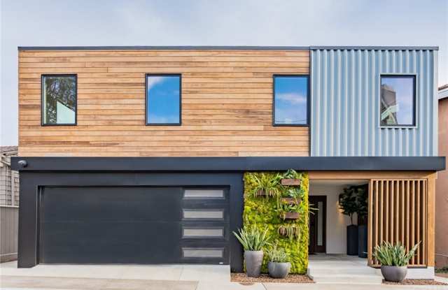 328 Hazel Drive - 328 Hazel Drive, Newport Beach, CA 92625