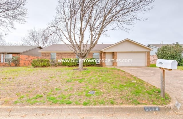 6114 Autumn Springs Dr - 6114 Autumn Springs Drive, Arlington, TX 76001