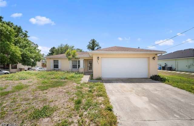 3213 17th Street SW photos photos