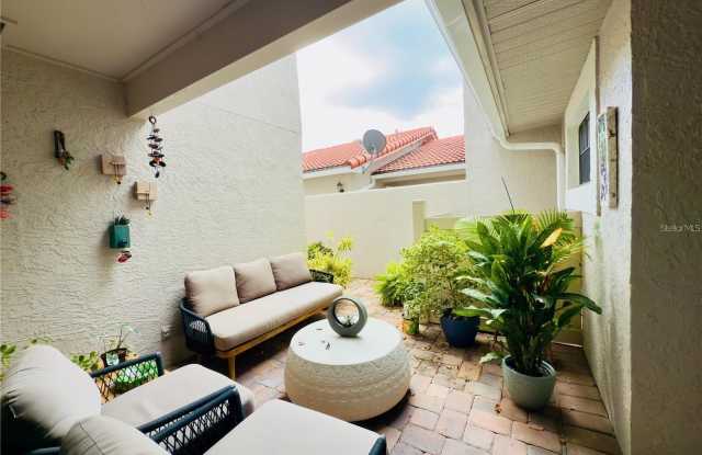 8113 BREEZE COVE Lane Gallery 2