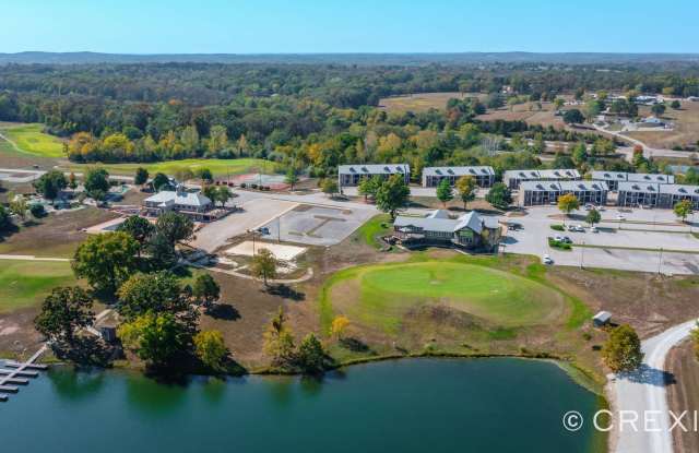 Festus - 2 bed, 2 bath Condo with in-unit Washer & Dryer + Resort Style Amenities - $1300 per Month / $1300 Security Deposit Gallery 3