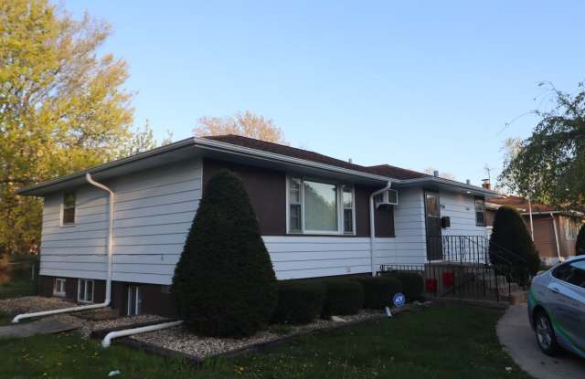 17941 S Burnham Avenue - 17941 Burnham Avenue, Lansing, IL 60438