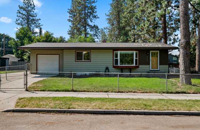**Available August** South Hill Corner Lot 5 Bed 1 Bath updated Home Available NOW photos photos