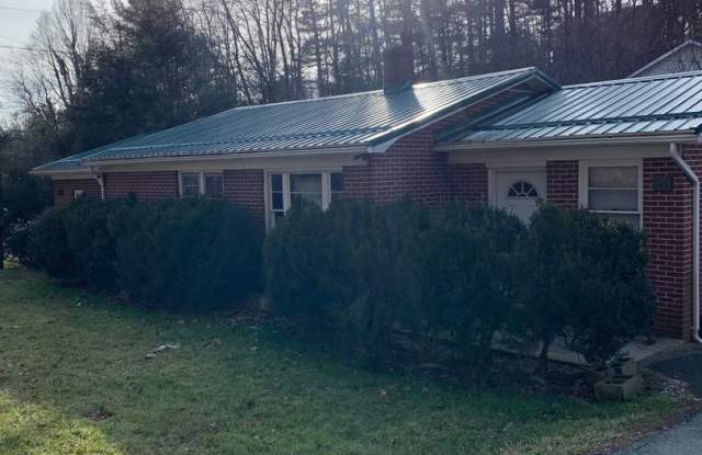 553-B Jefferson Road - 553 Jefferson Road, Boone, NC 28607 553-B Jefferson Road - 553 Jefferson Road, Boone, NC 28607