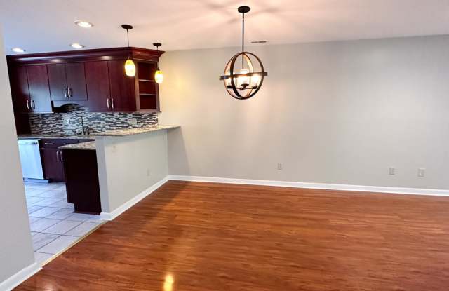 3471 Forestoak Ct Gallery 3