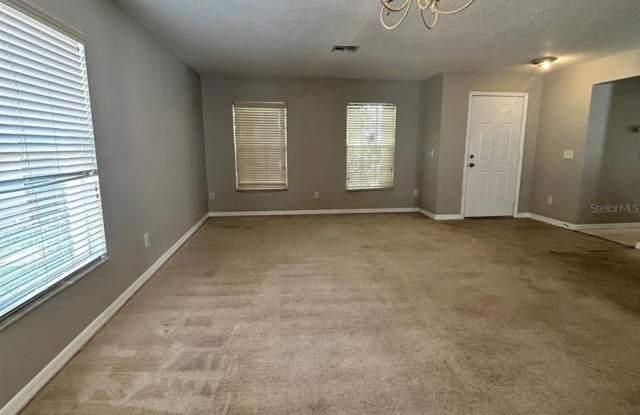 1244 OCKLAWAHA Drive Gallery 3