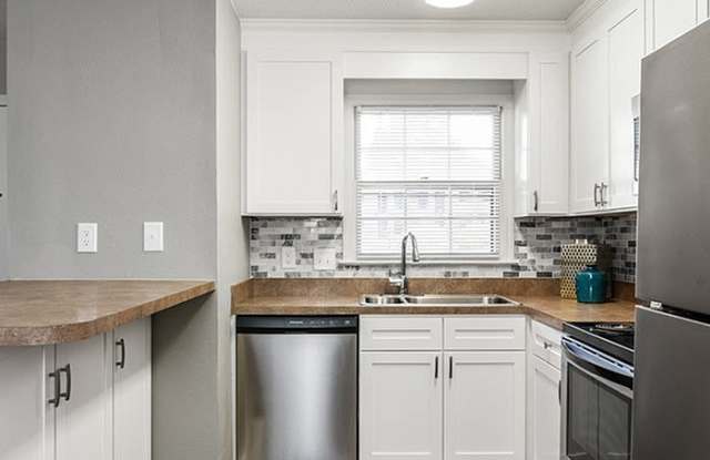 The Cove Apartment Homes Gallery 4
