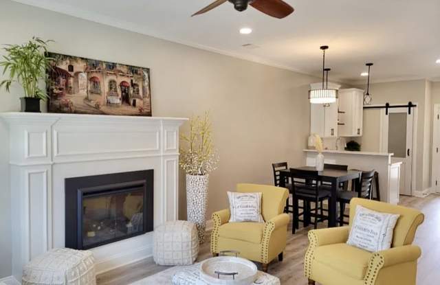 319 S Madison Ave photos photos