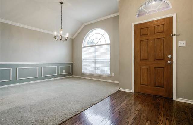9607 Aristocrat Lane Gallery 2