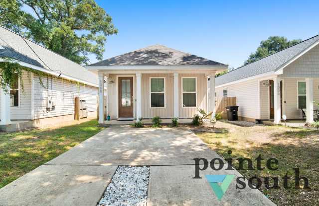 1008 N D St photos photos
