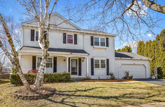 1400 KNOLL Drive - 1400 Knoll Drive, Naperville, IL 60565