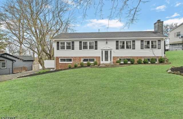 104 Summit Rd - 104 Summit Road, Lake Mohawk, NJ 07871 104 Summit Rd - 104 Summit Road, Lake Mohawk, NJ 07871