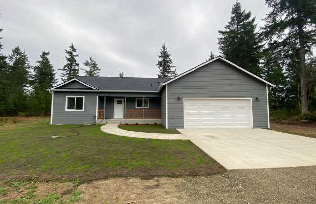 3bd 2.5ba Home in Belfair on 2.5 Acres - 201 East Brazier Lane, Mason County, WA 98528 3bd 2.5ba Home in Belfair on 2.5 Acres - 201 East Brazier Lane, Mason County, WA 98528
