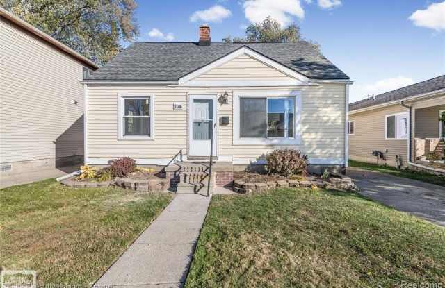 27336 Ridgewood photos photos