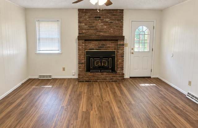 3 Bed/ 2 Bath home in Springfield, MO Gallery 3