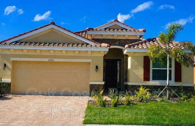 2903 Esmeralda Dr photos photos