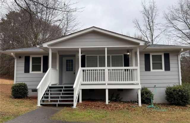 3218 Macedonia Road Gallery 1